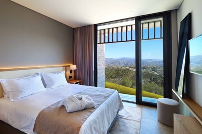 Suites - 2 Bedroom Apartments property - Image 1