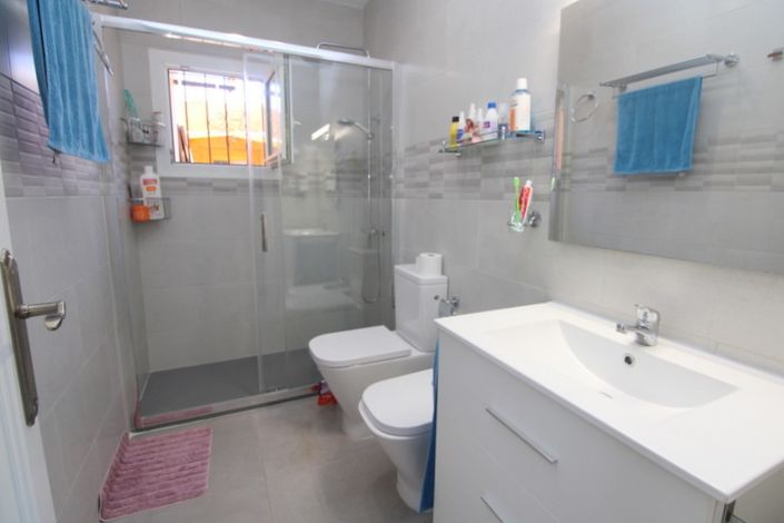 Image No.17-3 Bed Villa for sale