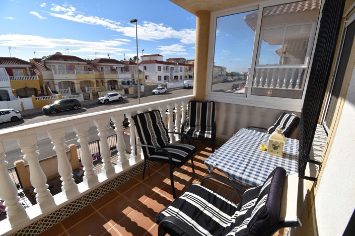 Image No.18-2 Bed Property for sale