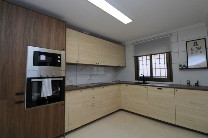 Image No.13-3 Bed Townhouse for sale