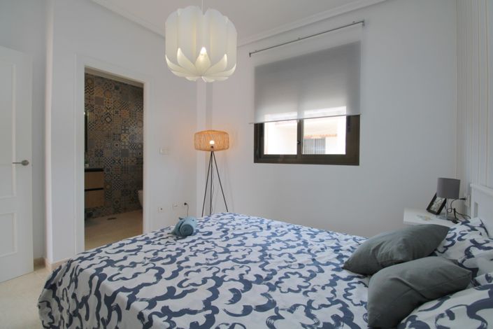 Image No.22-3 Bed Townhouse for sale