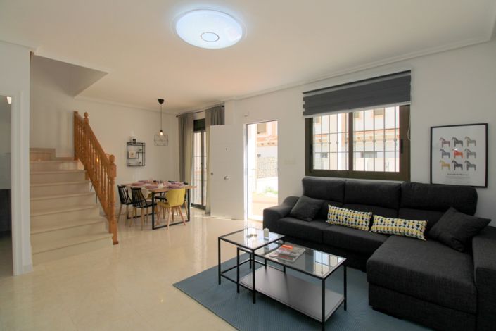 Image No.9-3 Bed Townhouse for sale