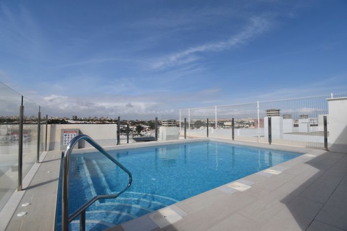 Image No.1-2 Bed Apartment for sale