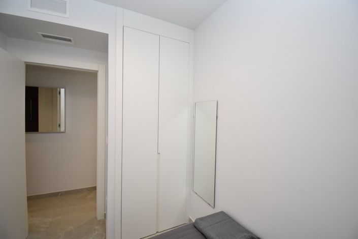 Image No.12-2 Bed Apartment for sale