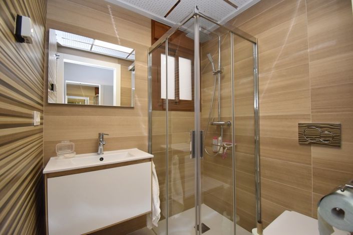 Image No.13-2 Bed Apartment for sale