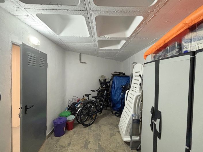 Image No.20-2 Bed Apartment for sale