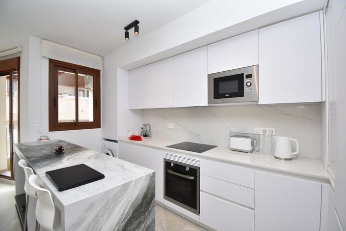 Image No.4-2 Bed Apartment for sale