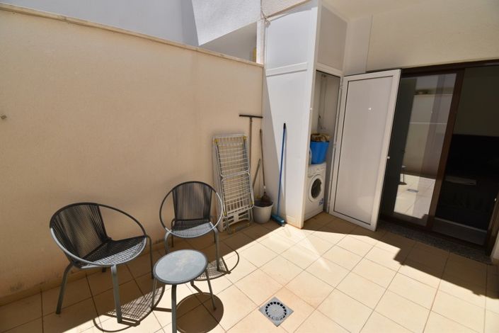 Image No.20-3 Bed Townhouse for sale