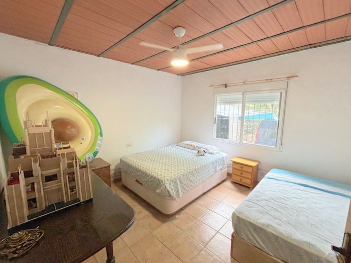 Image No.10-3 Bed Villa for sale