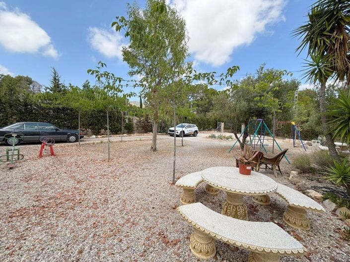 Image No.17-3 Bed Villa for sale