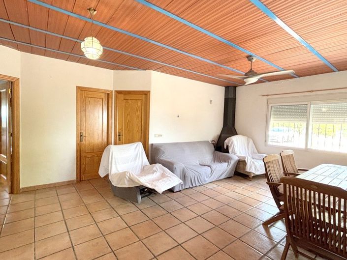 Image No.3-3 Bed Villa for sale