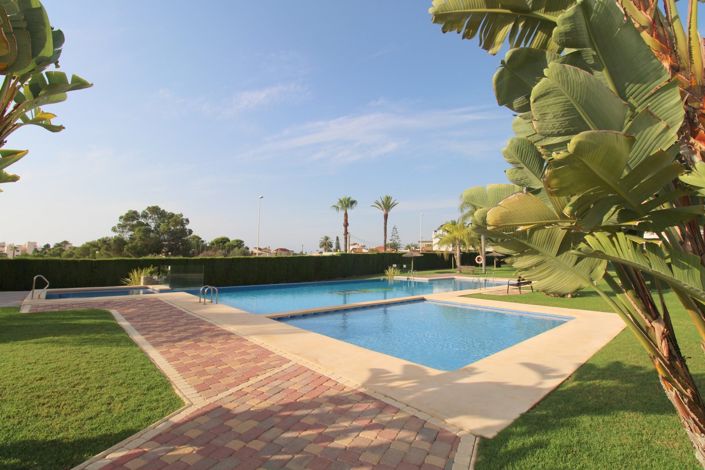 Image No.23-2 Bed Property for sale