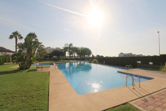 Image No.24-2 Bed Property for sale