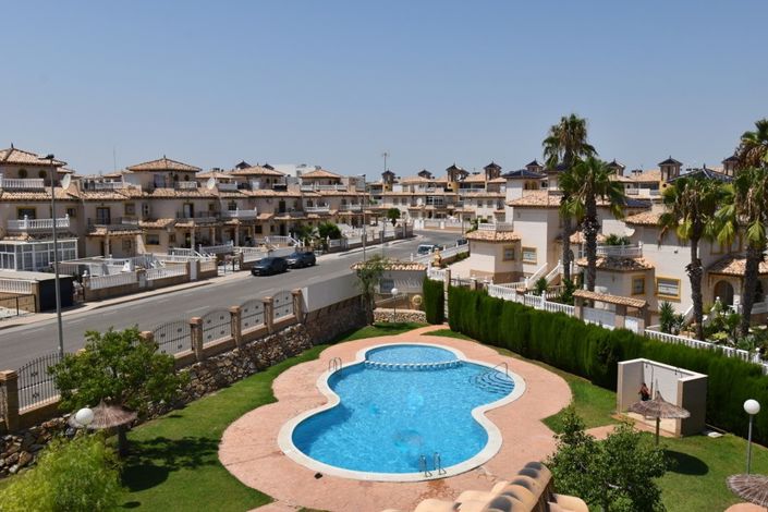 Image No.2-3 Bed Villa for sale