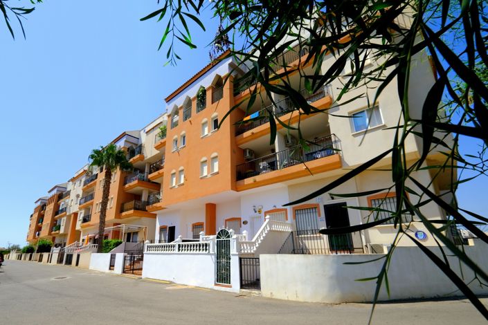 Image No.1-2 Bed Apartment for sale