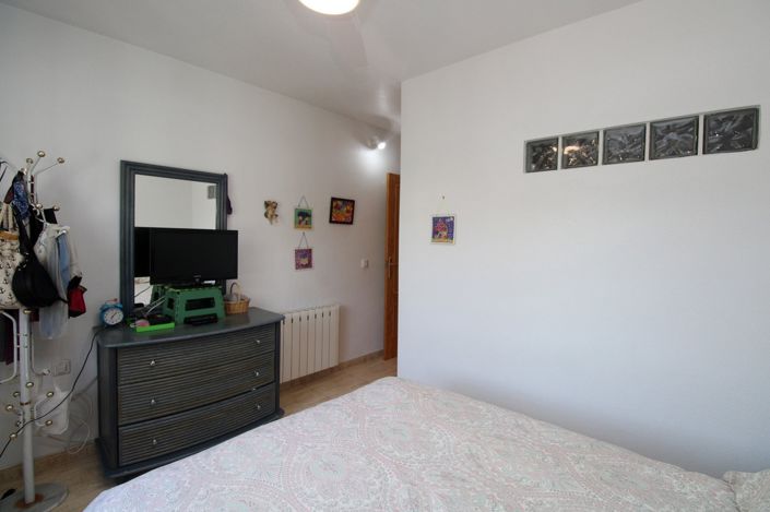 Image No.10-3 Bed Townhouse for sale