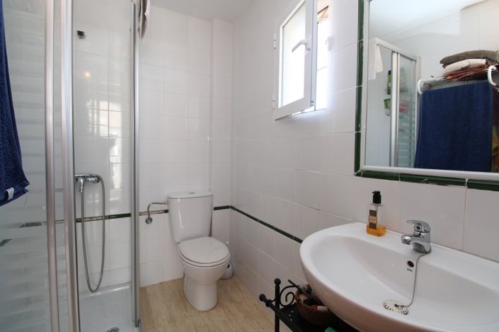 Image No.23-3 Bed Townhouse for sale