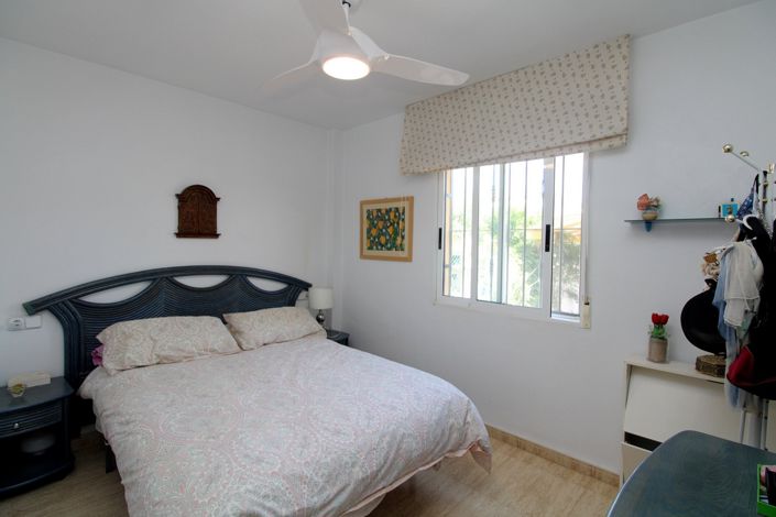 Image No.9-3 Bed Townhouse for sale