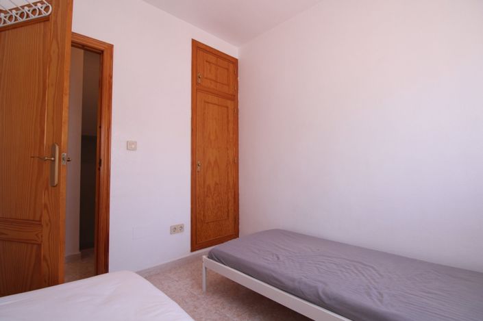 Image No.18-2 Bed Townhouse for sale