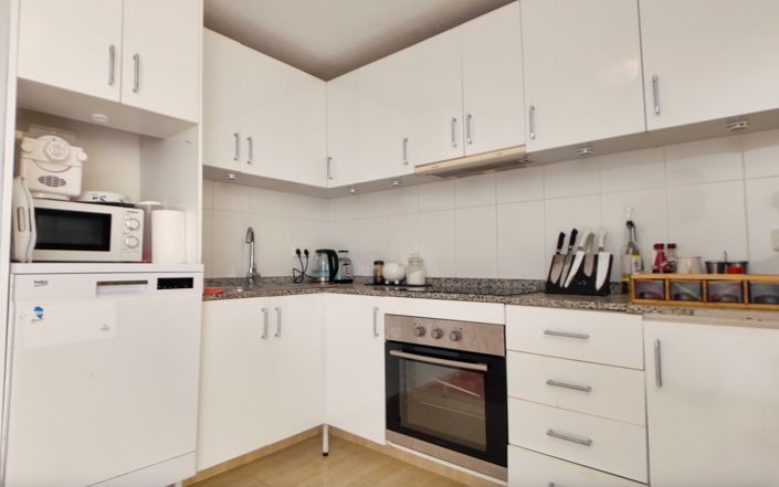 Image No.14-4 Bed Villa for sale