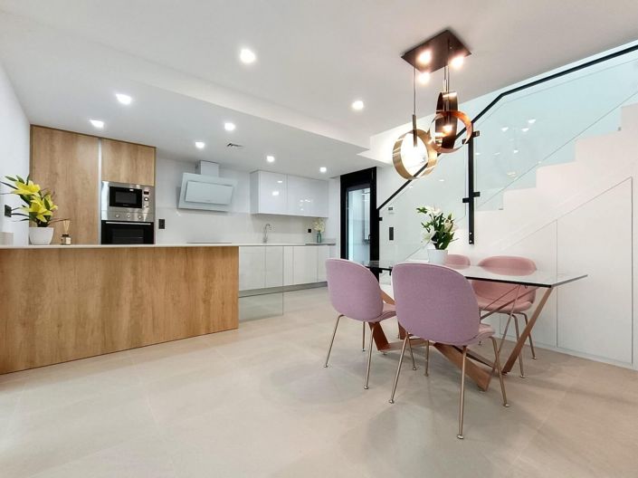 Image No.2-3 Bed Villa for sale