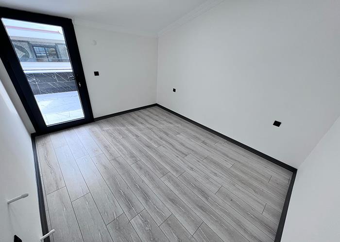 Image No.10-5 Bed Villa for sale