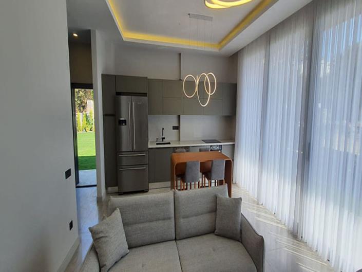 Image No.4-2 Bed Villa / Detached for sale