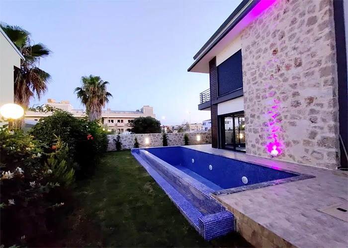 Image No.12-3 Bed Villa / Detached for sale