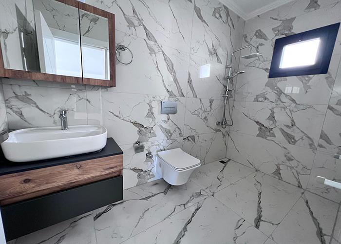 Image No.21-4 Bed Duplex for sale