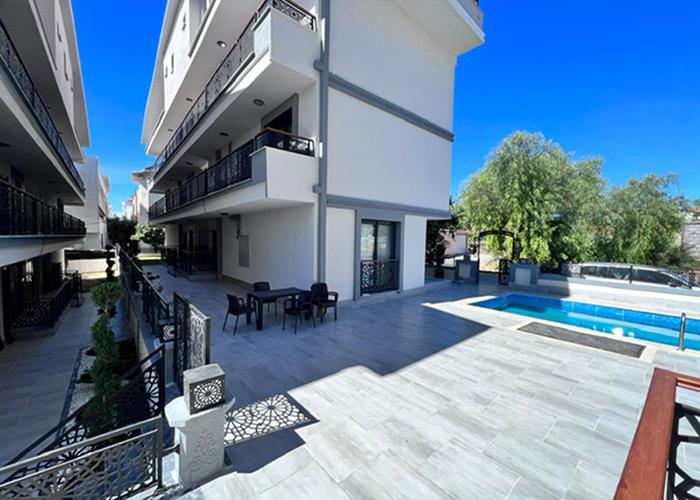 Image No.14-4 Bed Duplex for sale