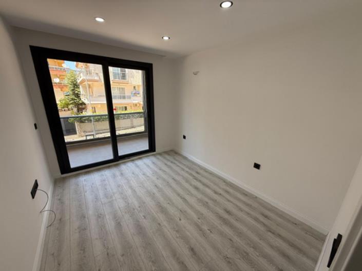 Image No.13-1 Bed Apartment for sale