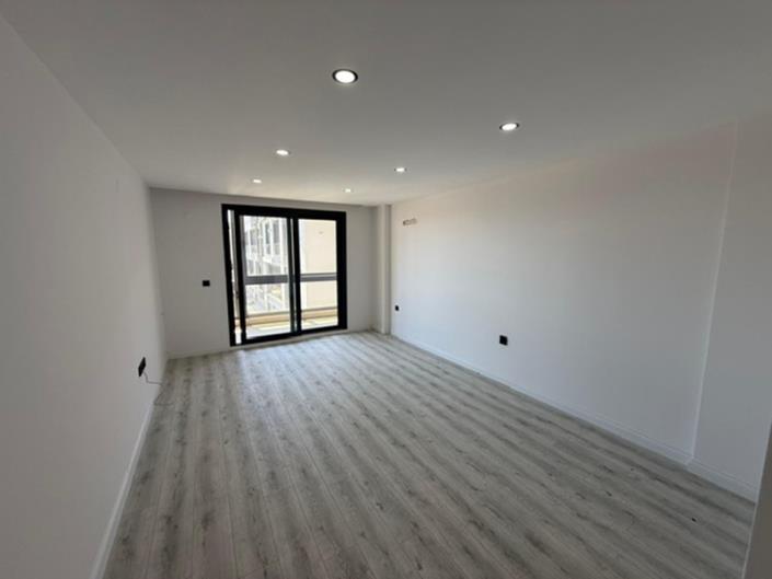 Image No.40-1 Bed Apartment for sale