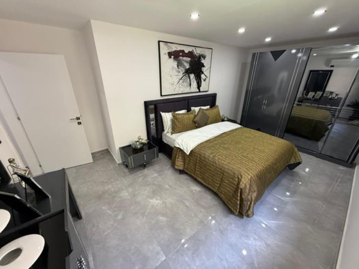 Image No.11-1 Bed Apartment for sale