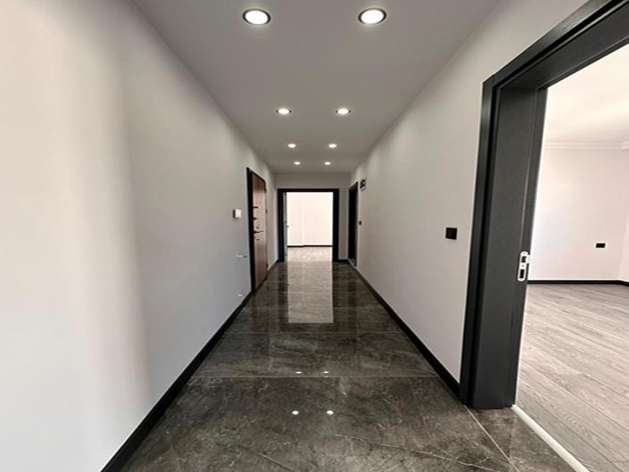 Image No.15-2 Bed Apartment for sale