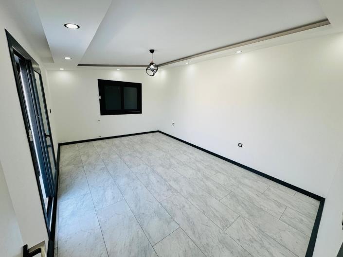 Image No.18-4 Bed Villa for sale