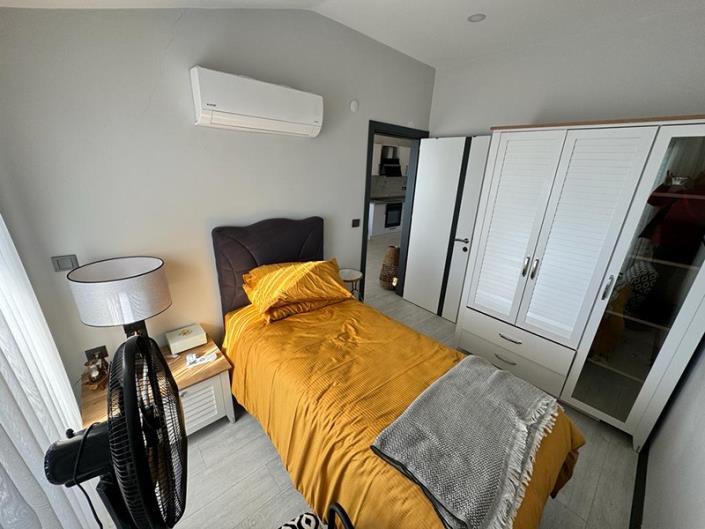 Image No.12-3 Bed Duplex for sale