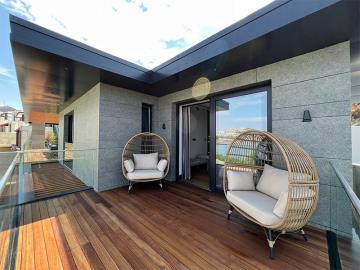 balcony-area-leading-off-bedroom