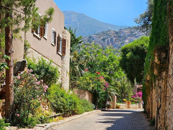 Image No.12-4 Bed Villa for sale