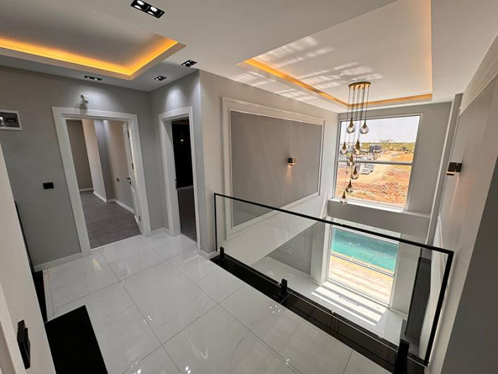 Image No.17-4 Bed Villa / Detached for sale