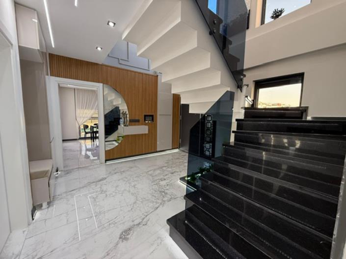 Image No.16-4 Bed Villa / Detached for sale