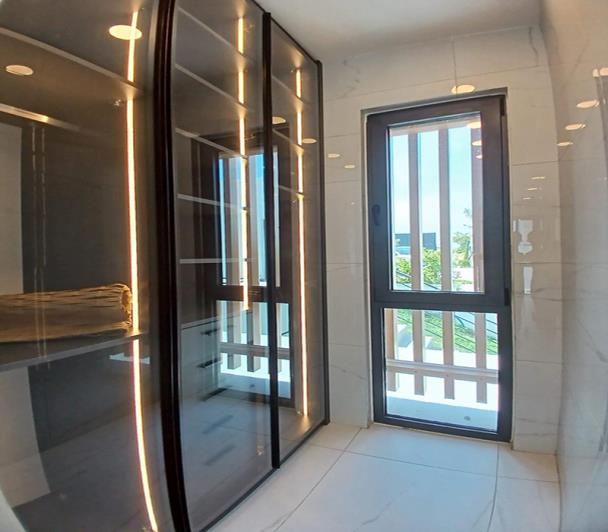 Image No.17-4 Bed Villa for sale