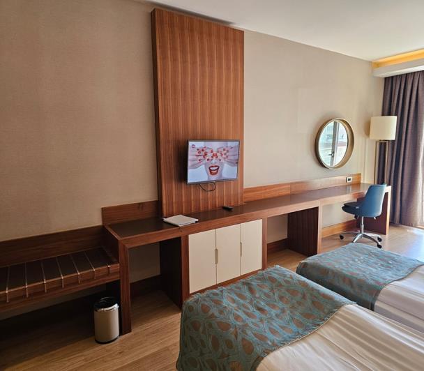 Image No.10-Studio for sale