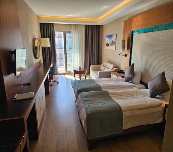 Image No.4-Studio for sale