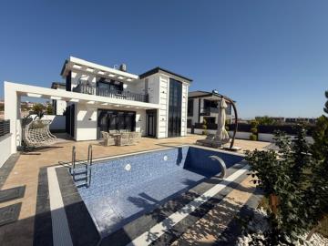 1 - Altinkum, Villa / Detached