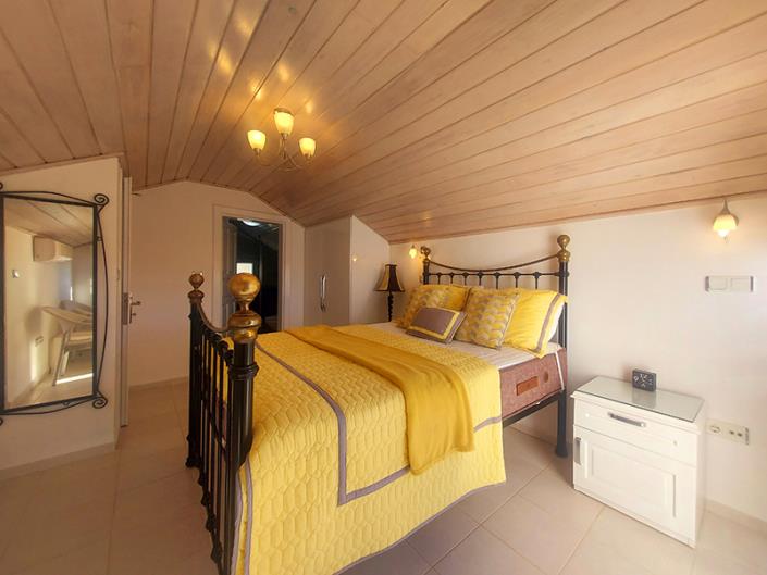 Image No.10-5 Bed Villa / Detached for sale