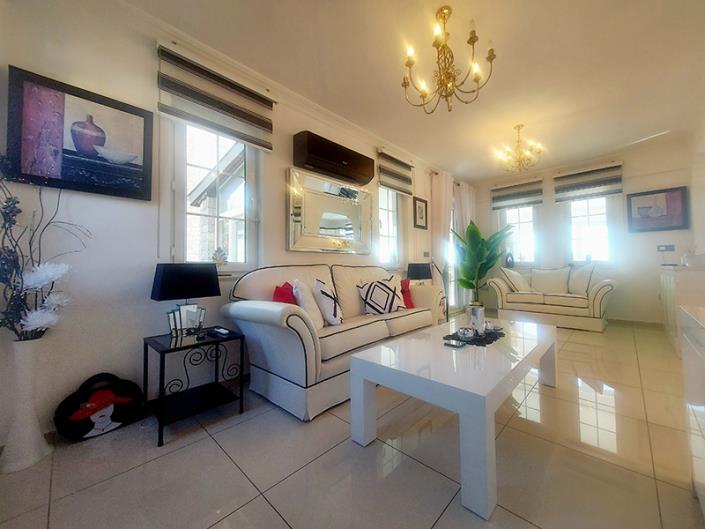 Image No.14-5 Bed Villa / Detached for sale