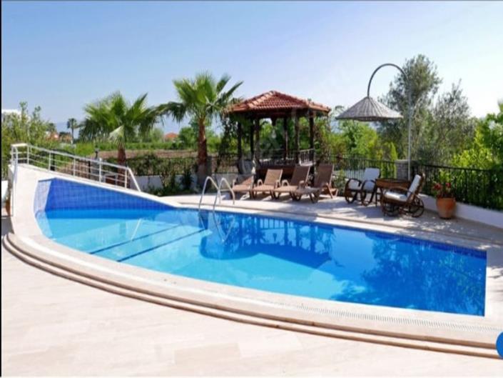 Image No.4-5 Bed Villa / Detached for sale