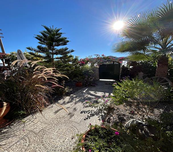 Image No.6-5 Bed Villa for sale