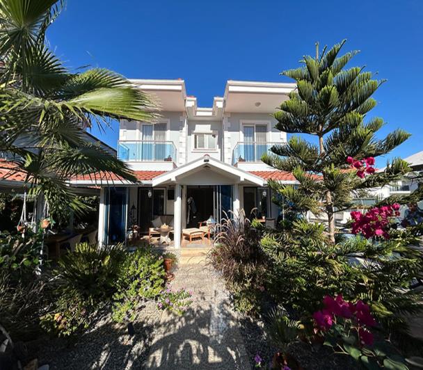 Image No.1-5 Bed Villa for sale