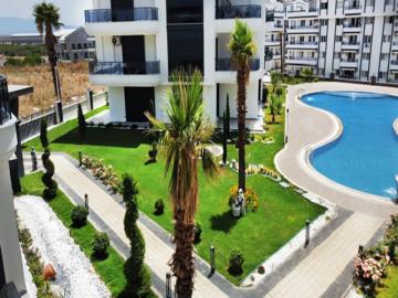 beautifully-landscaped-gardens